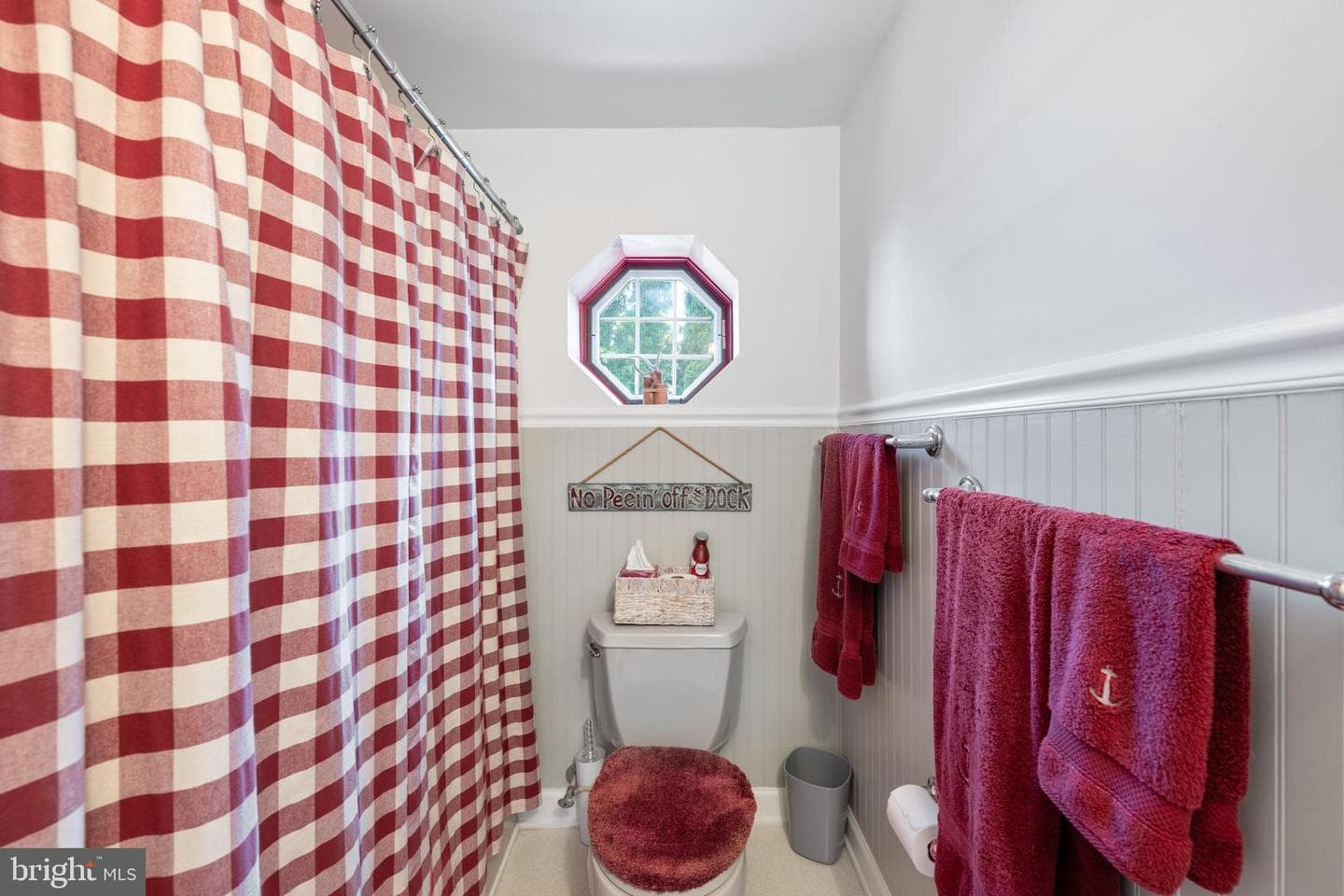 3685 1st Avenue photo 18