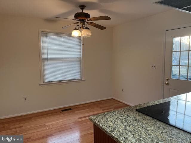 738 Ticonderoga Avenue photo 13
