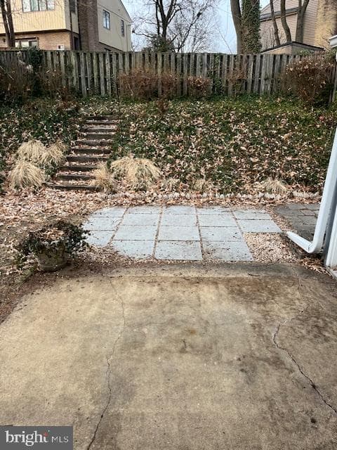 738 Ticonderoga Avenue photo 23