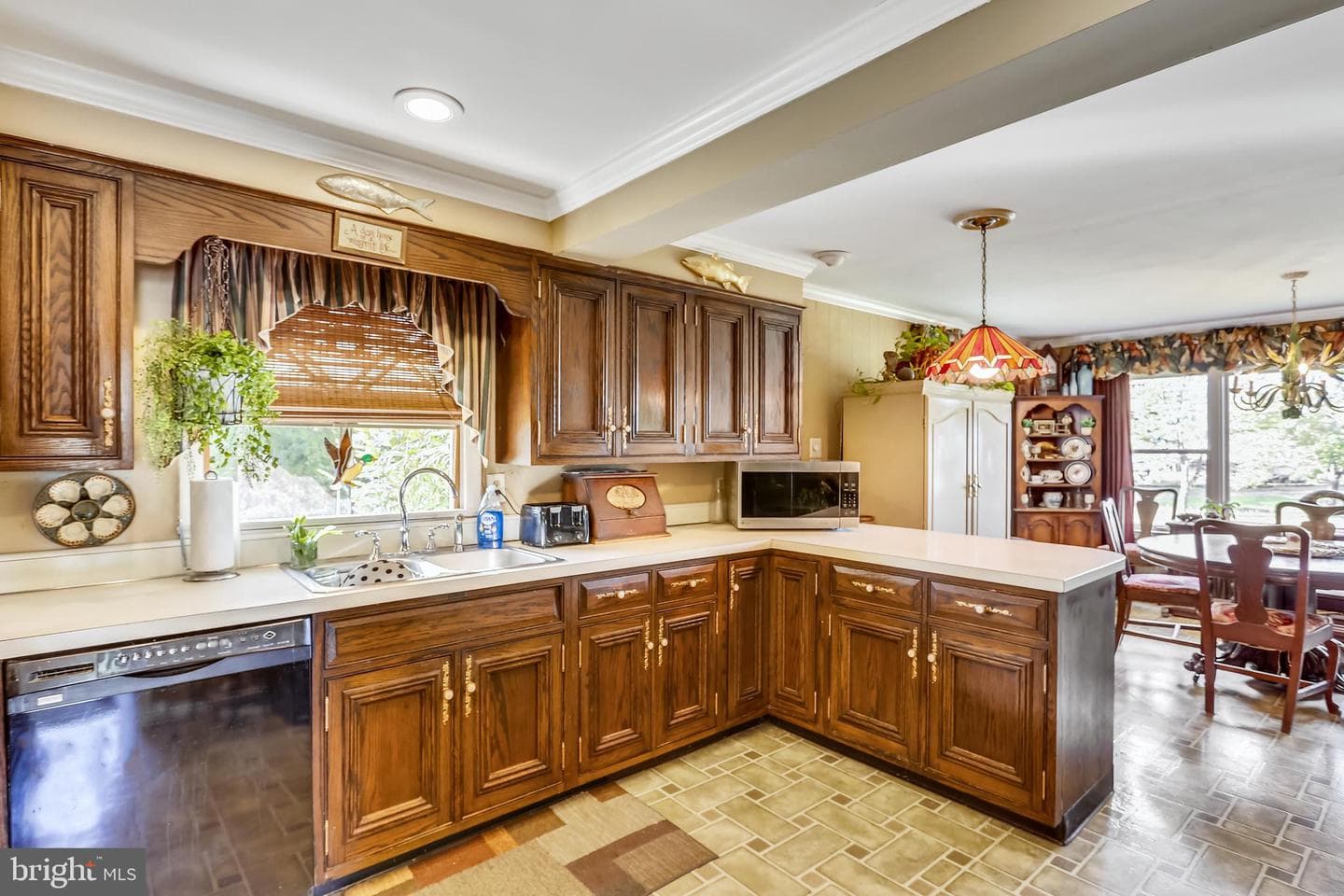 1462 Snug Harbor Road photo 8