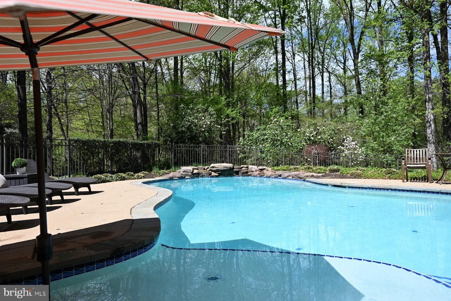 3509 Marthas Vineyard Way photo 32