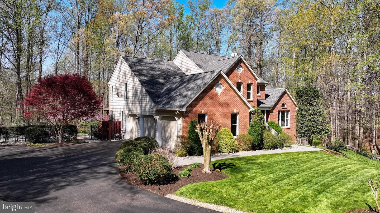 3509 Marthas Vineyard Way photo 4