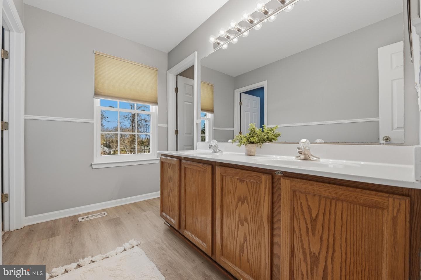 1710 Vestment Court photo 36