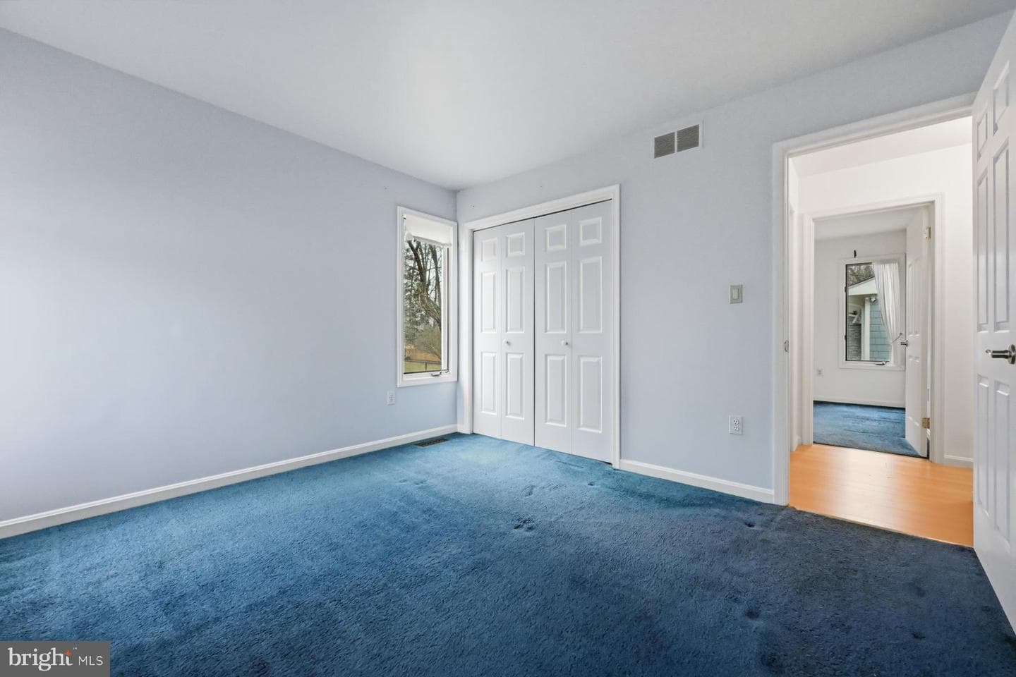 143 E Lake Drive photo 31