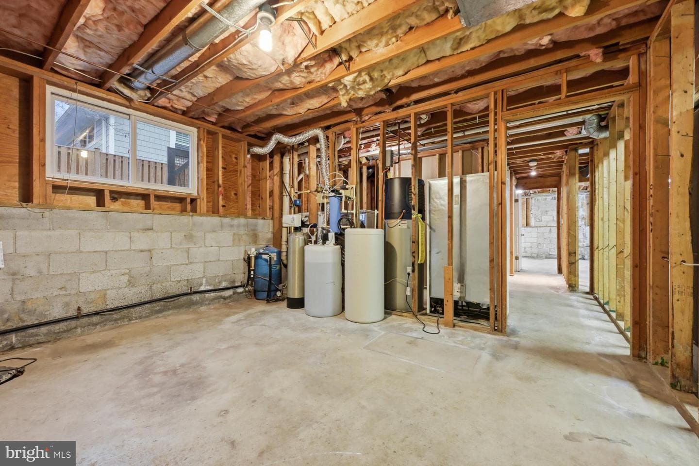 143 E Lake Drive photo 36