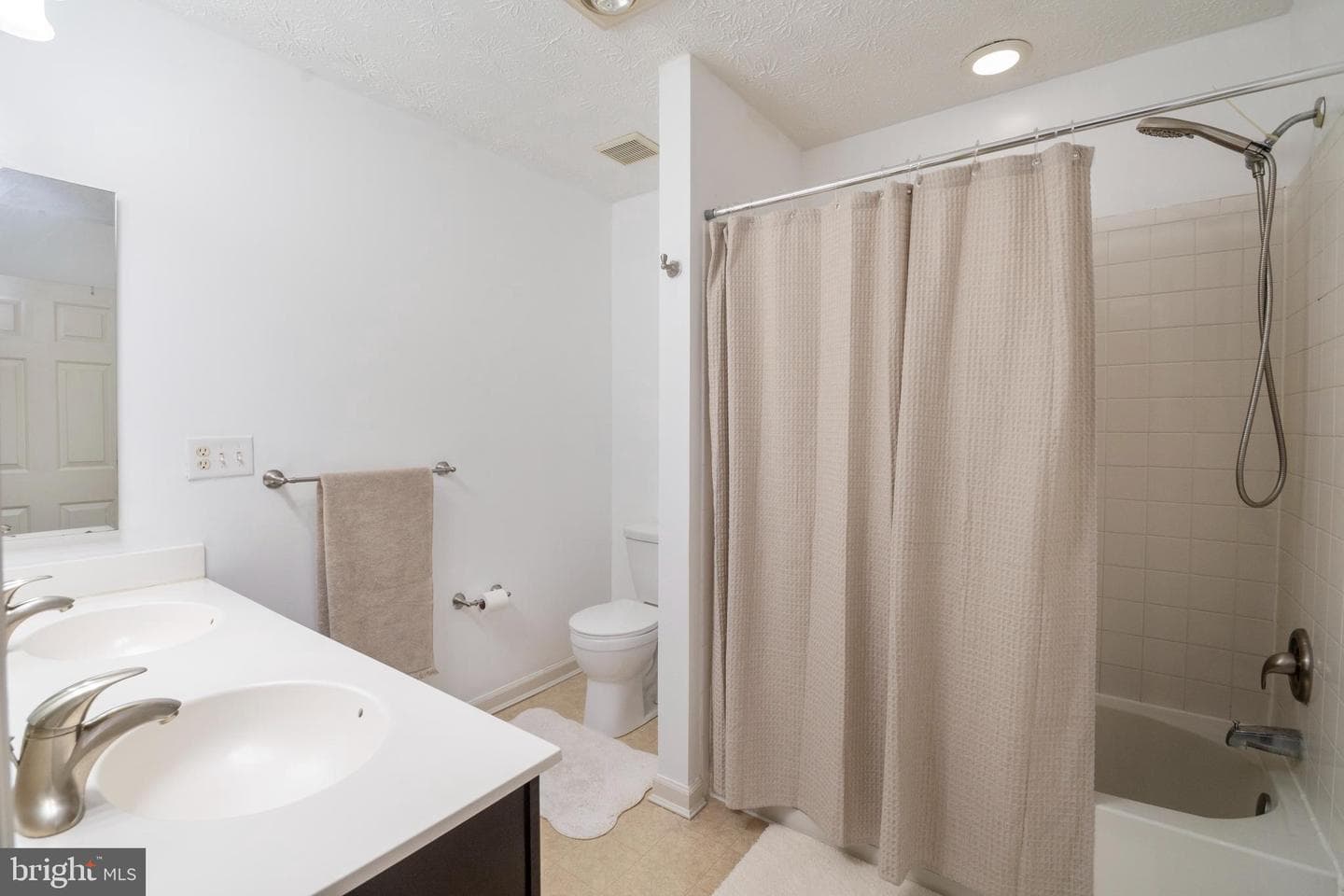 8310 Water Lily Way photo 14