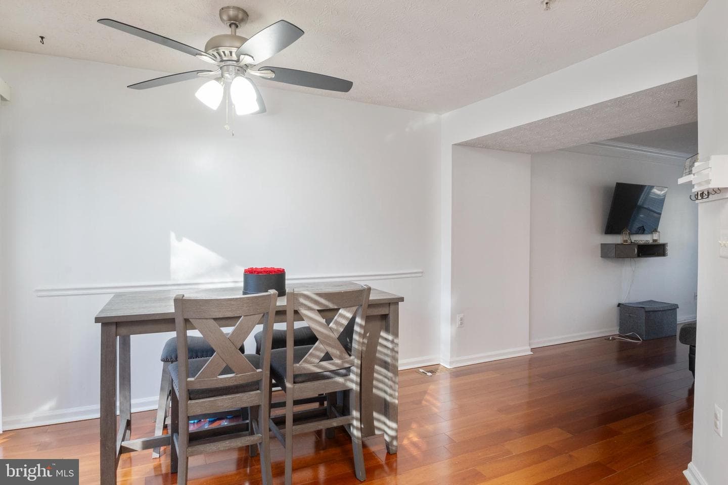 8310 Water Lily Way photo 7