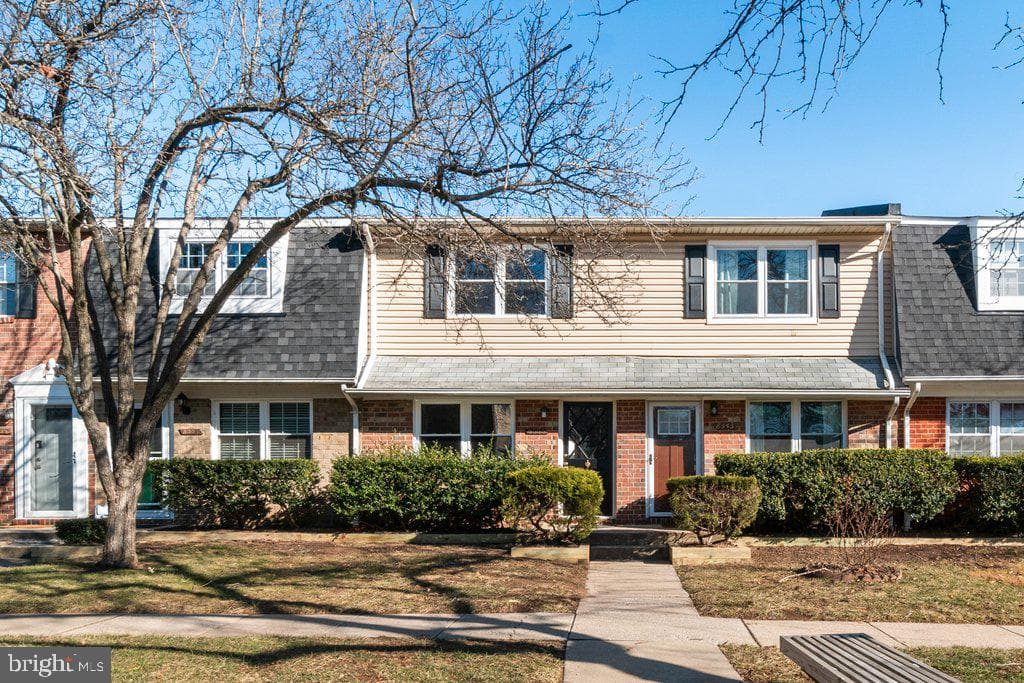 8355 Norwood Drive photo 1