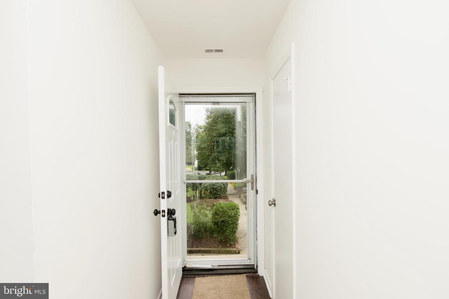 1448 Orleans Court photo 4