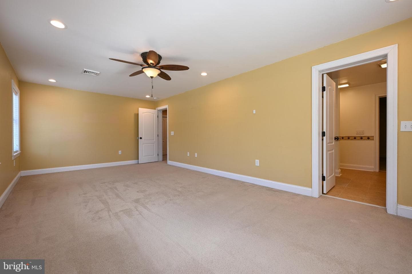 2123 Beach photo 27