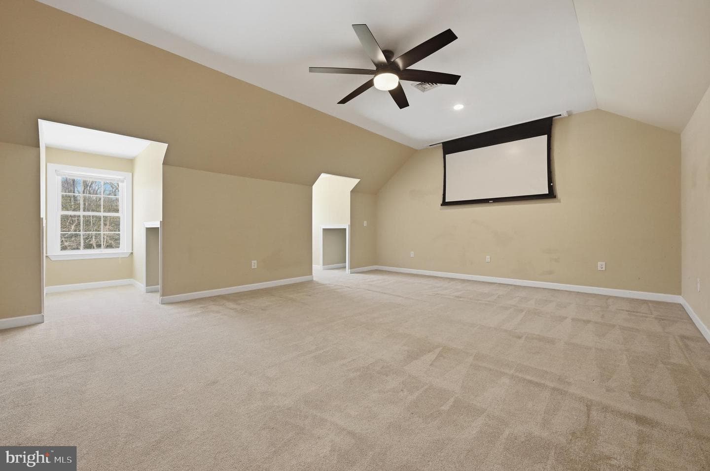 2123 Beach photo 42