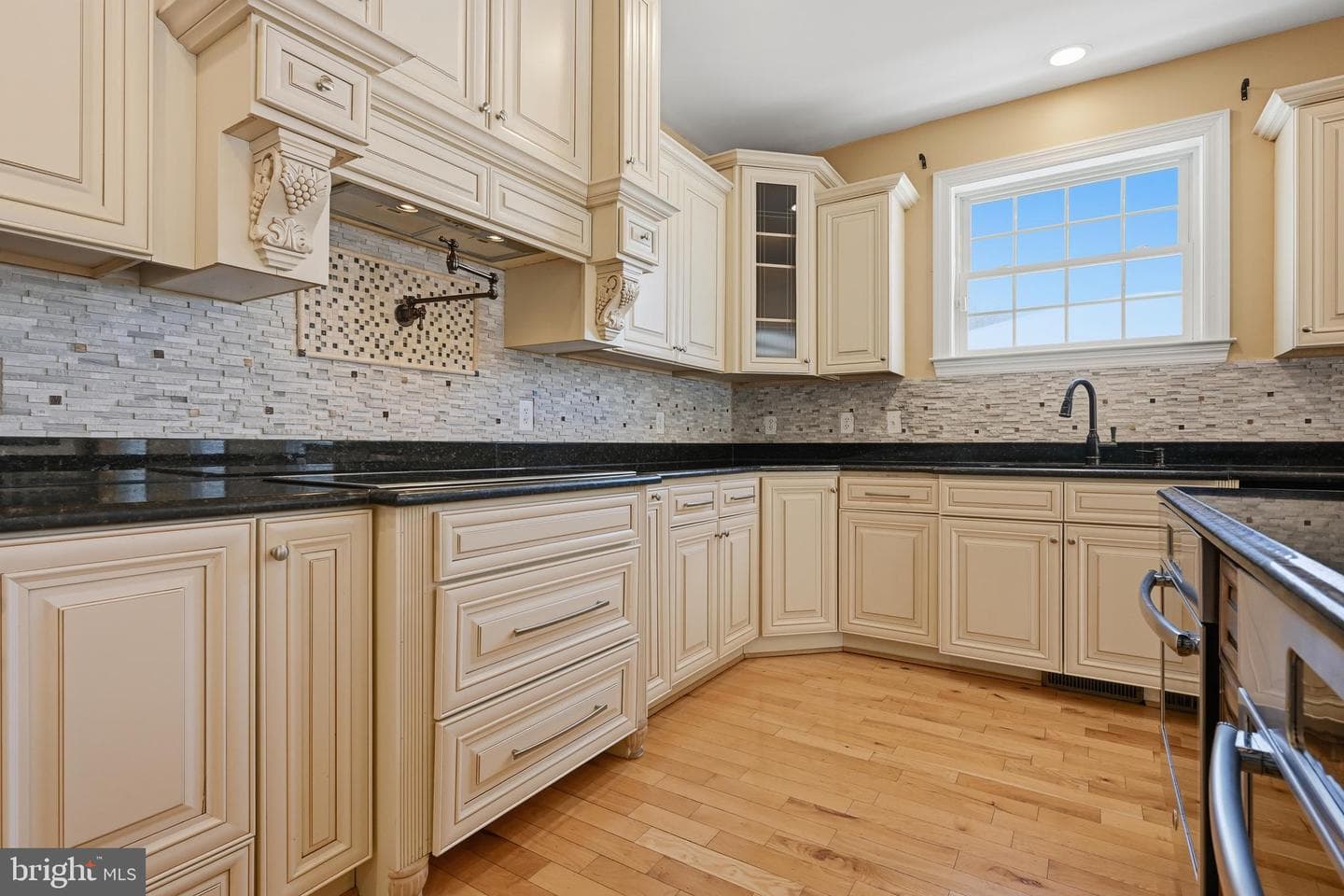 2123 Beach photo 5