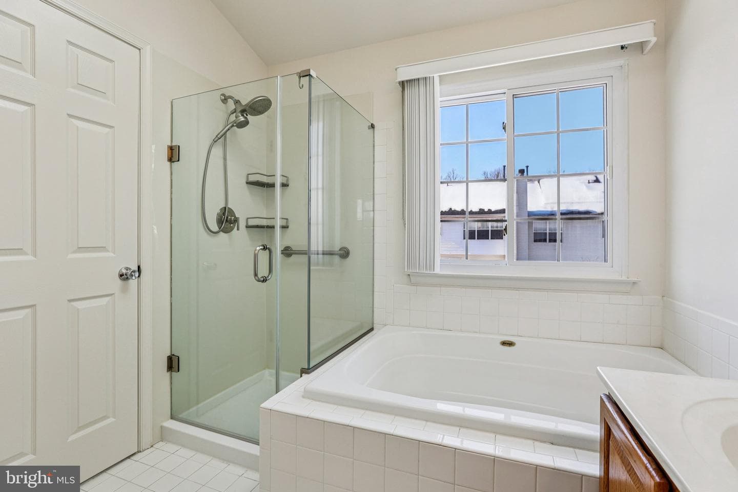 8104 Mallard Shore Drive photo 10