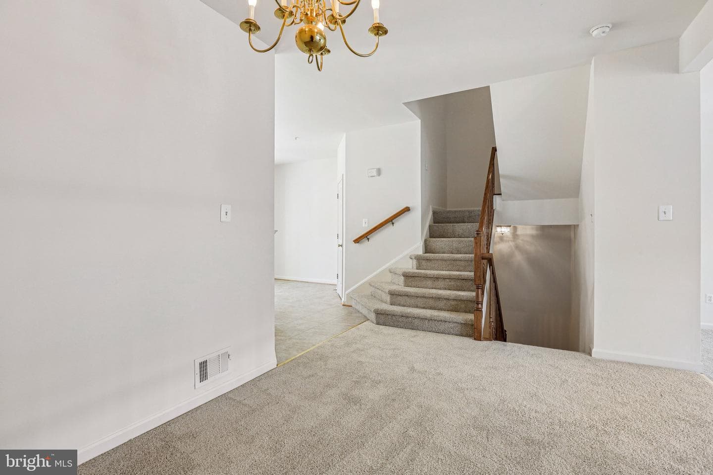 8104 Mallard Shore Drive photo 5
