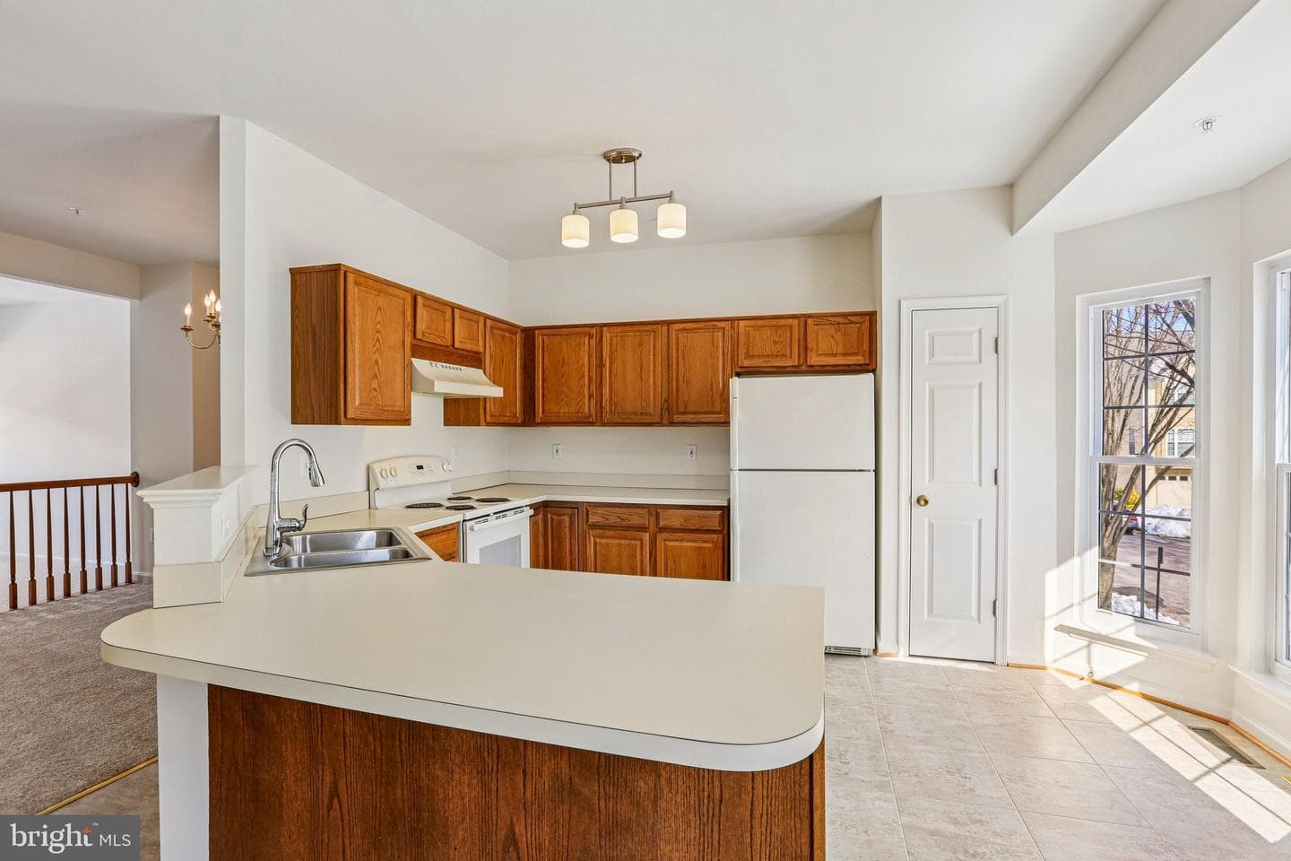 8104 Mallard Shore Drive photo 6