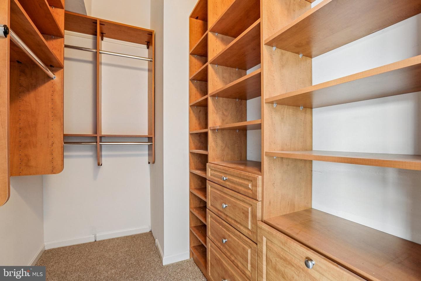 8104 Mallard Shore Drive photo 9