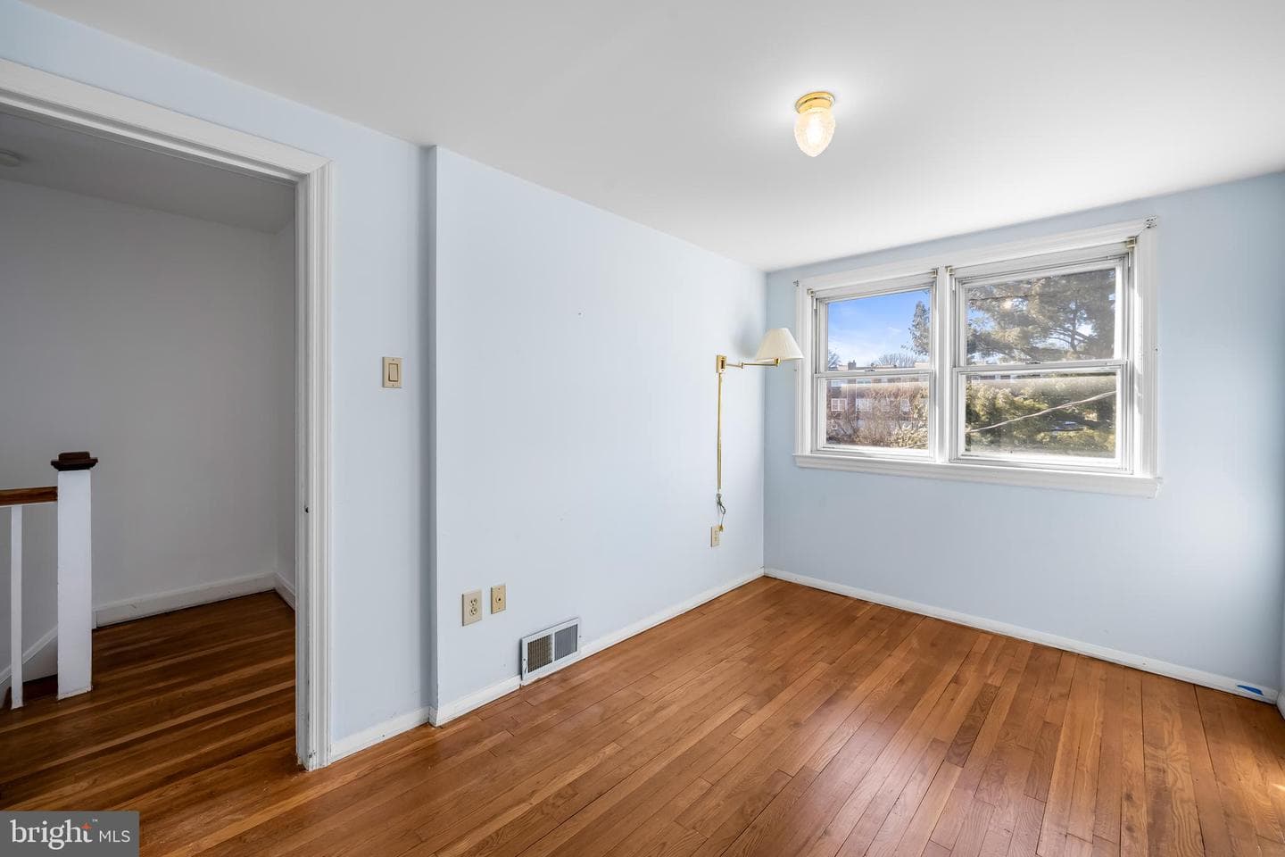 215 Grove Park Road photo 13