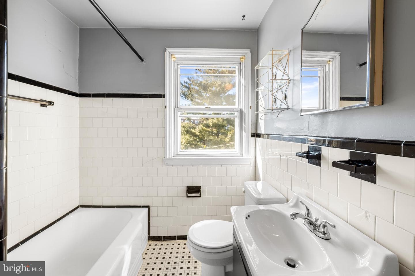 215 Grove Park Road photo 16