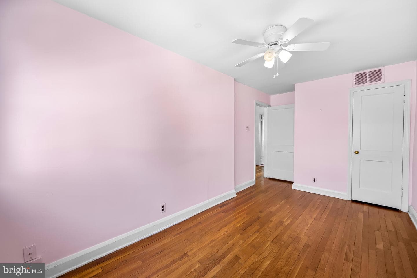 215 Grove Park Road photo 19