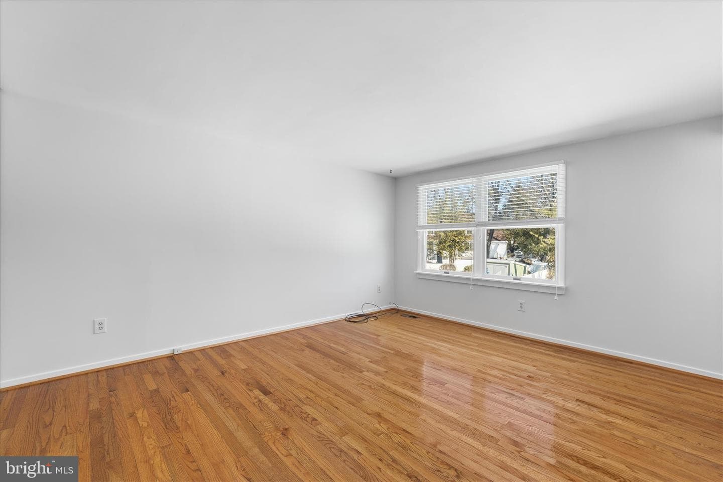 785 Macsherry Drive photo 20