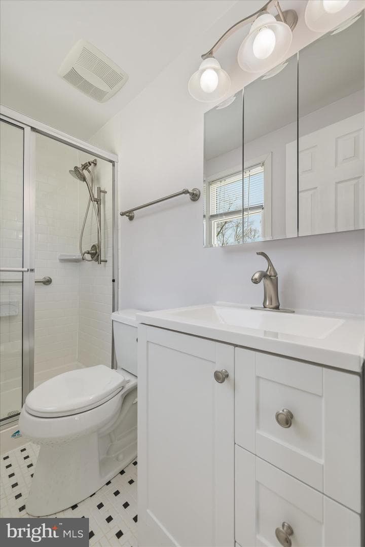785 Macsherry Drive photo 23