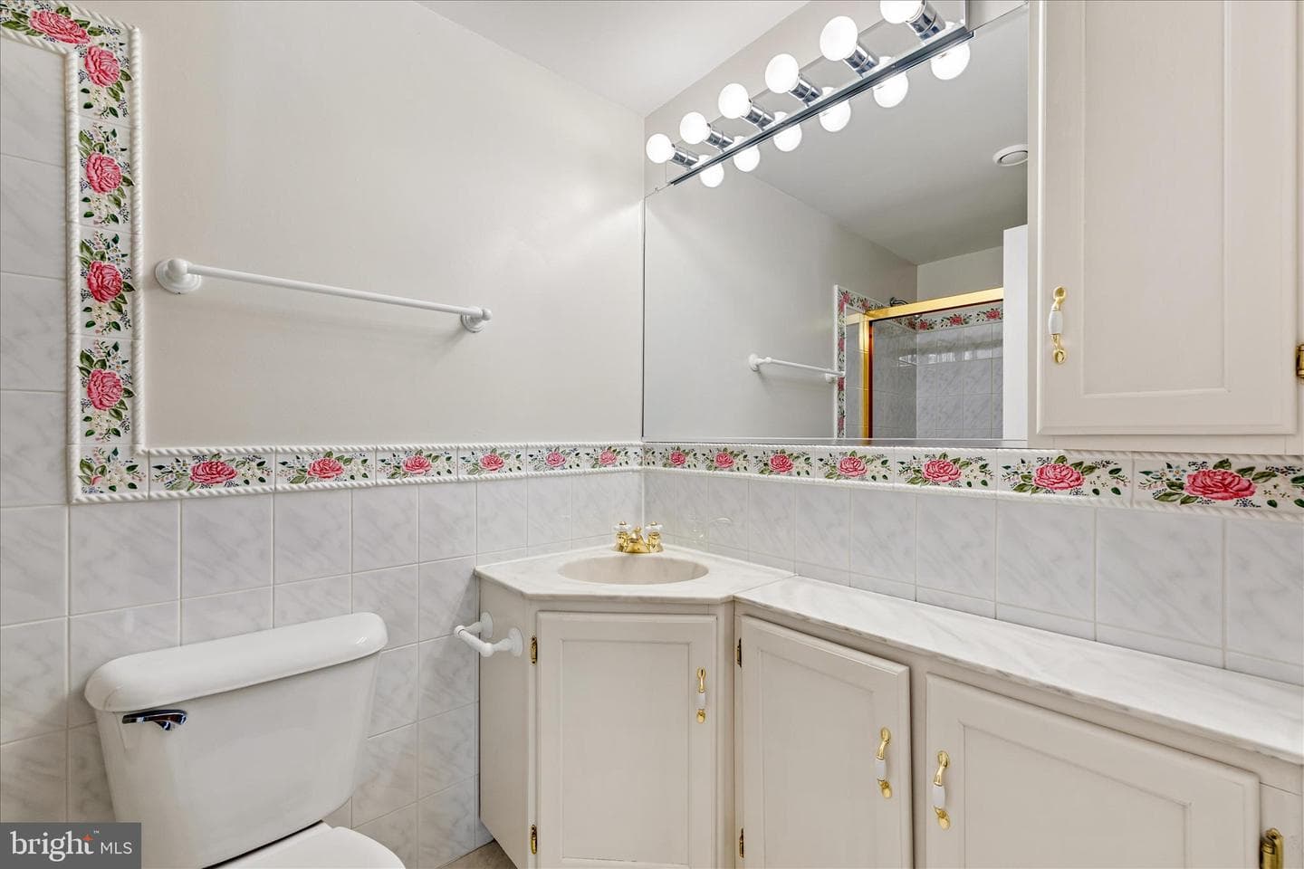 785 Macsherry Drive photo 30