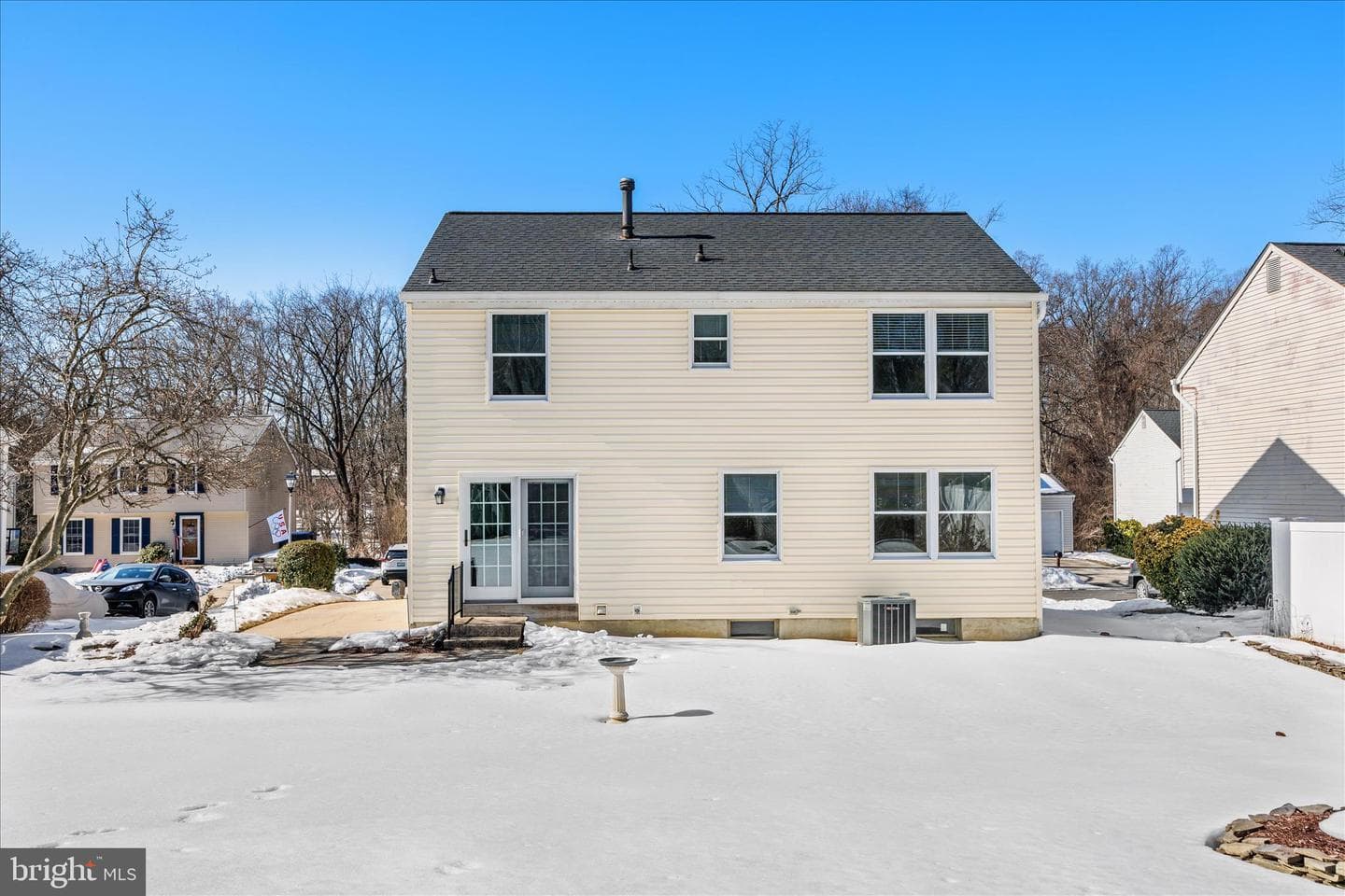 785 Macsherry Drive photo 41