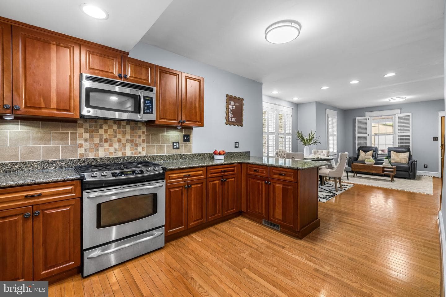 526 Hawthorne Road photo 15