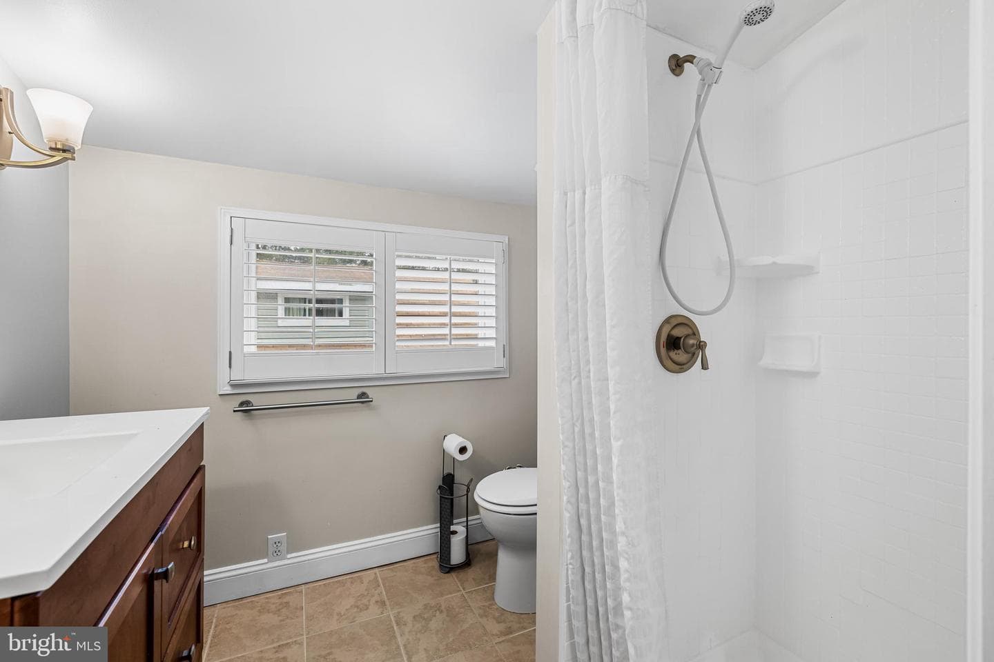 526 Hawthorne Road photo 32