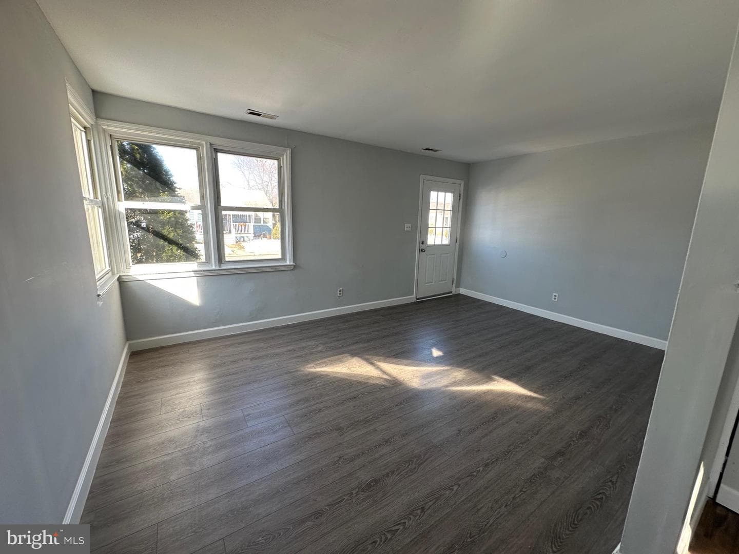 543 Munroe Circle photo 6