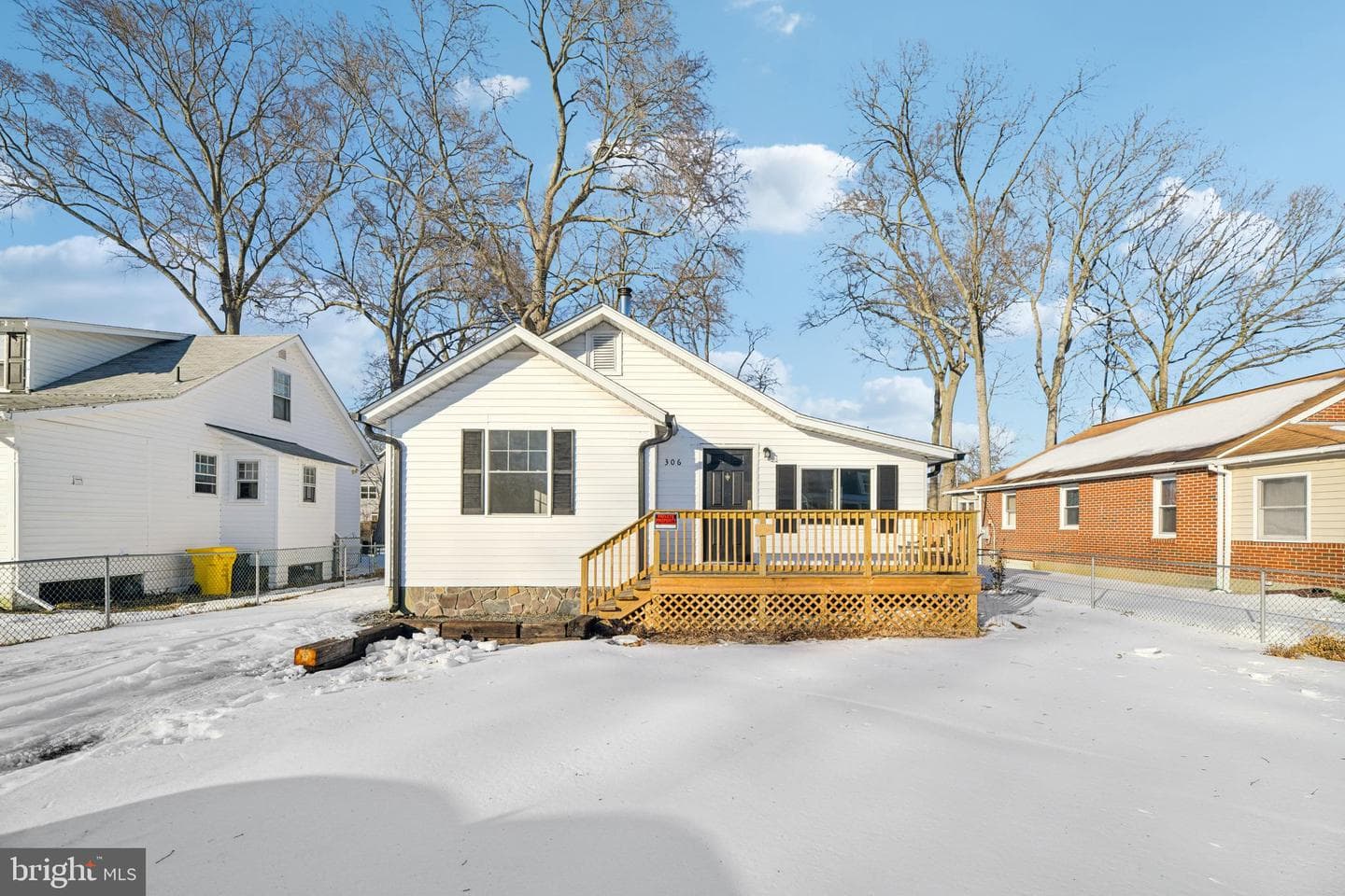 306 Linden Avenue photo 1