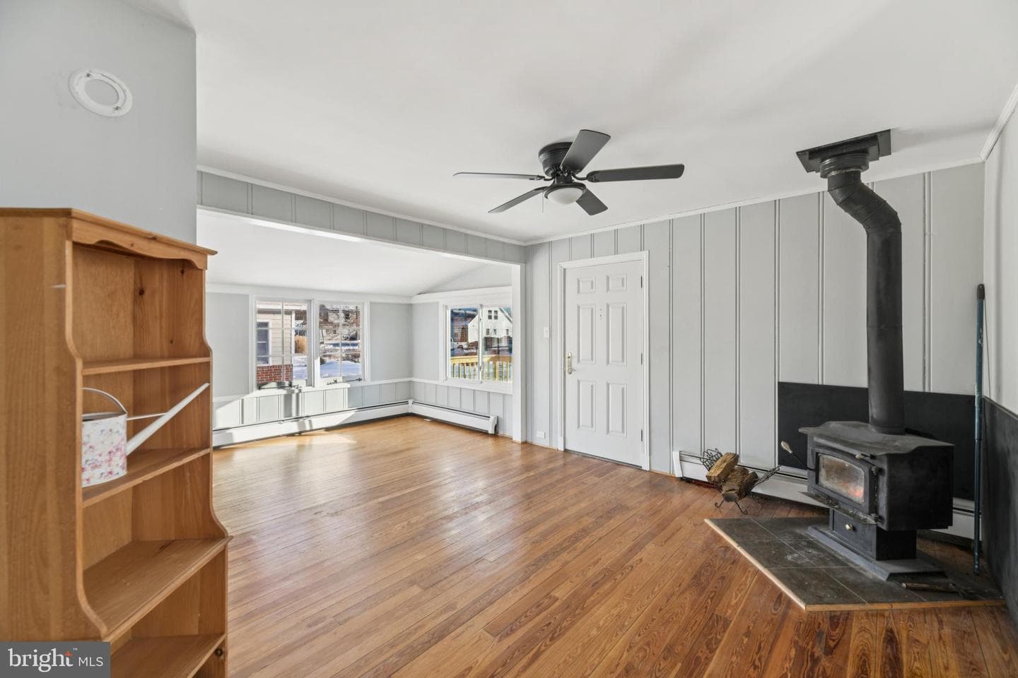 306 Linden Avenue photo 11