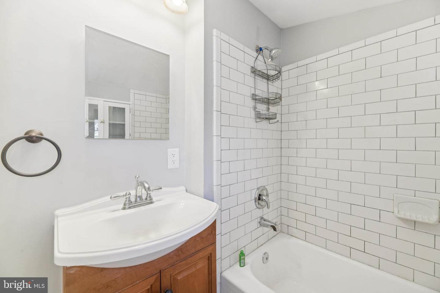 306 Linden Avenue photo 20