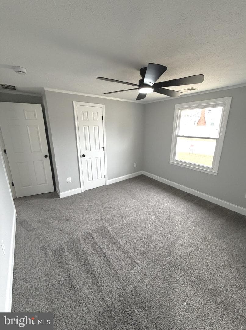8537 Creek Road photo 8
