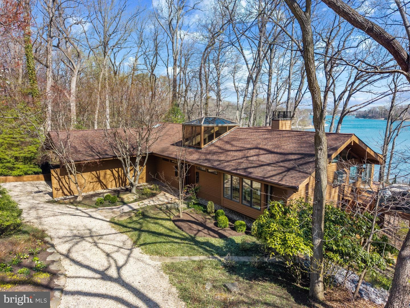 1306 Saint Pauls Way photo 4