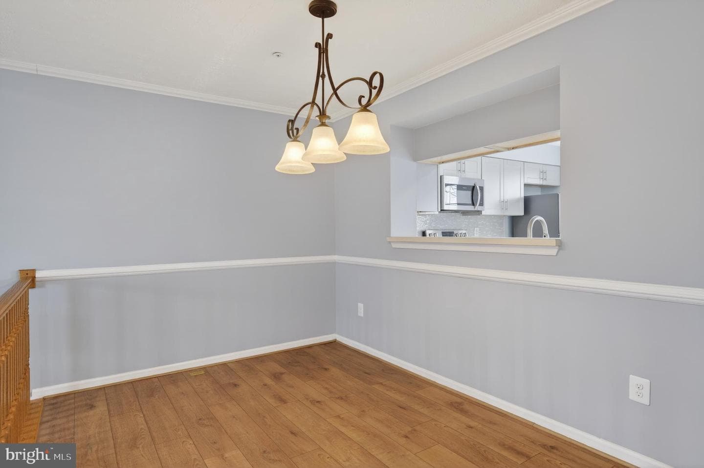 592 Quaker Ridge Court photo 18