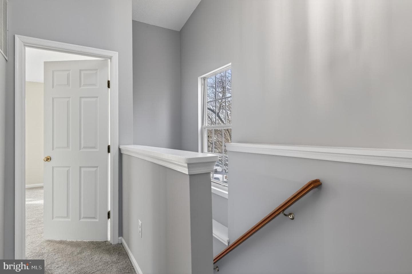 592 Quaker Ridge Court photo 35