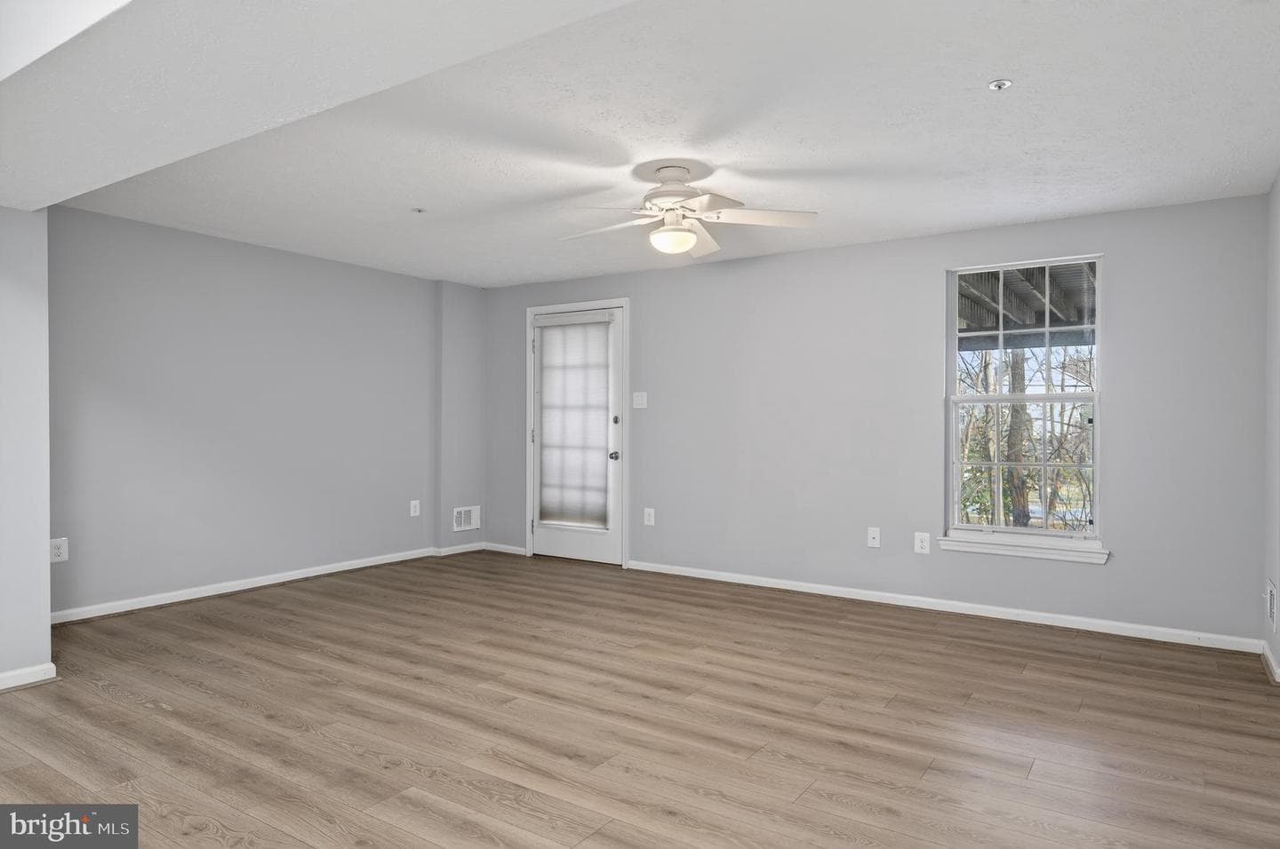 592 Quaker Ridge Court photo 53
