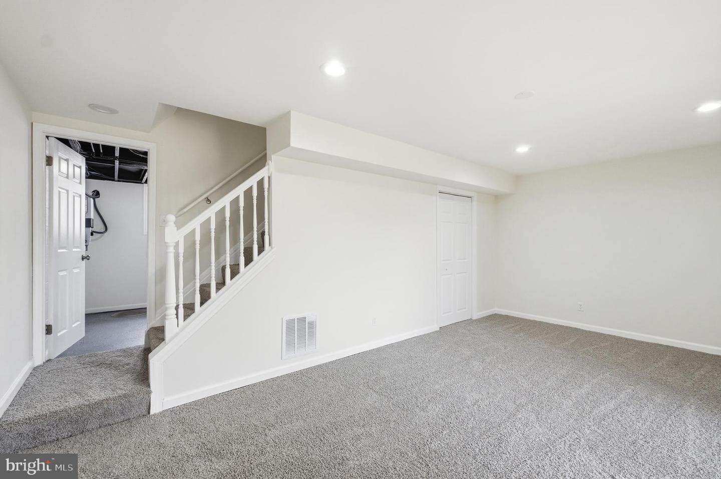 830 Oyster Bay Hrbr photo 22