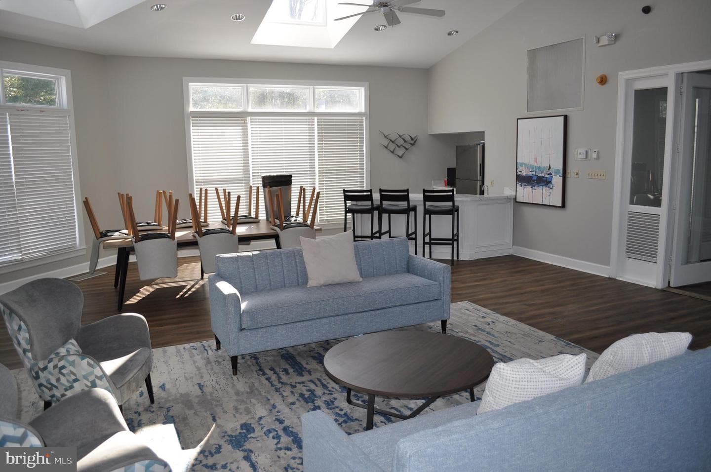 615 Admiral Drive #206 photo 34