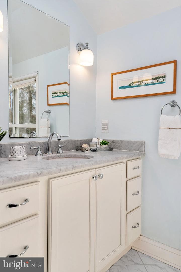 244 Puritan Place photo 42