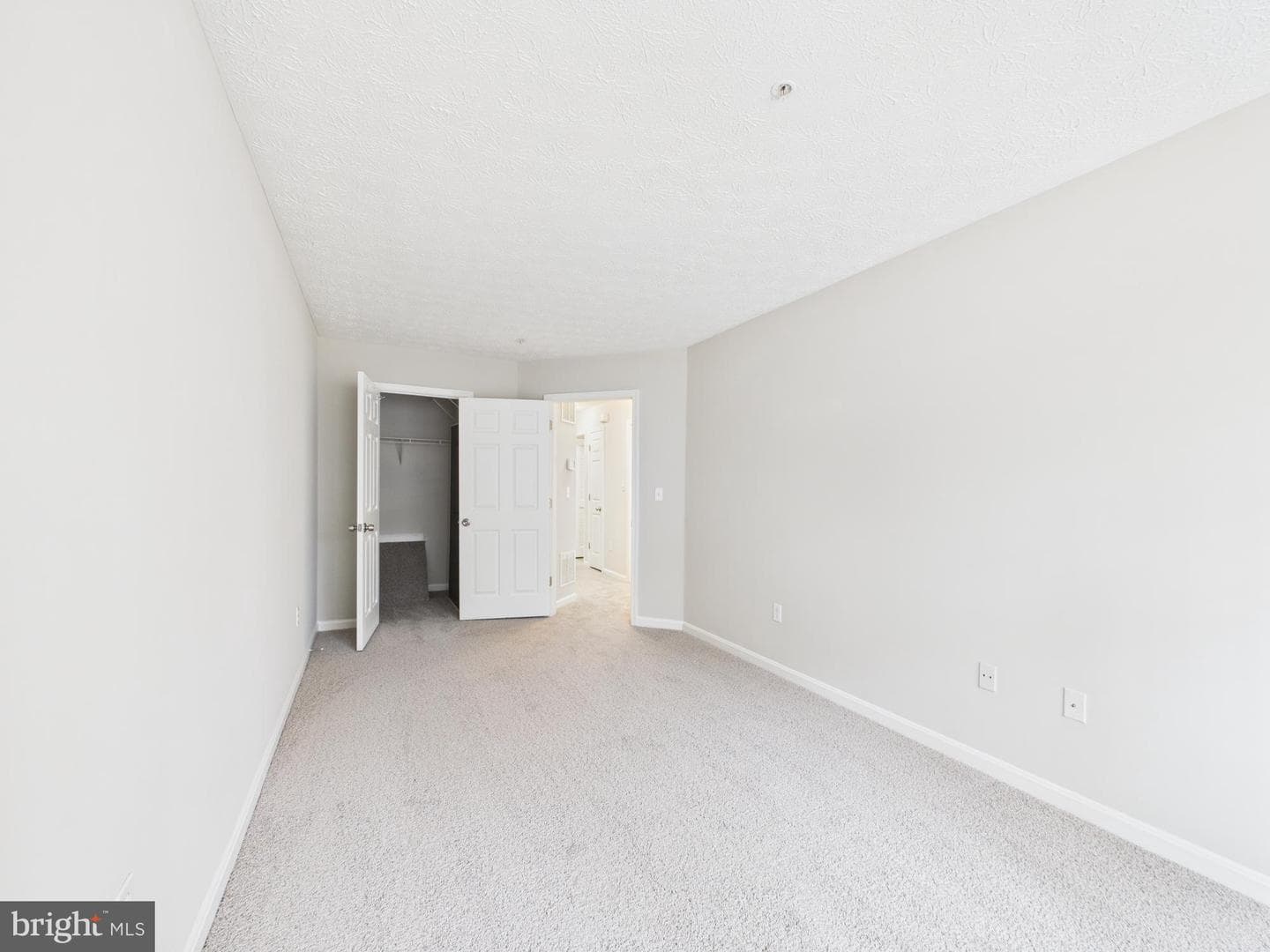 8067 Brookstone Court #100 photo 24