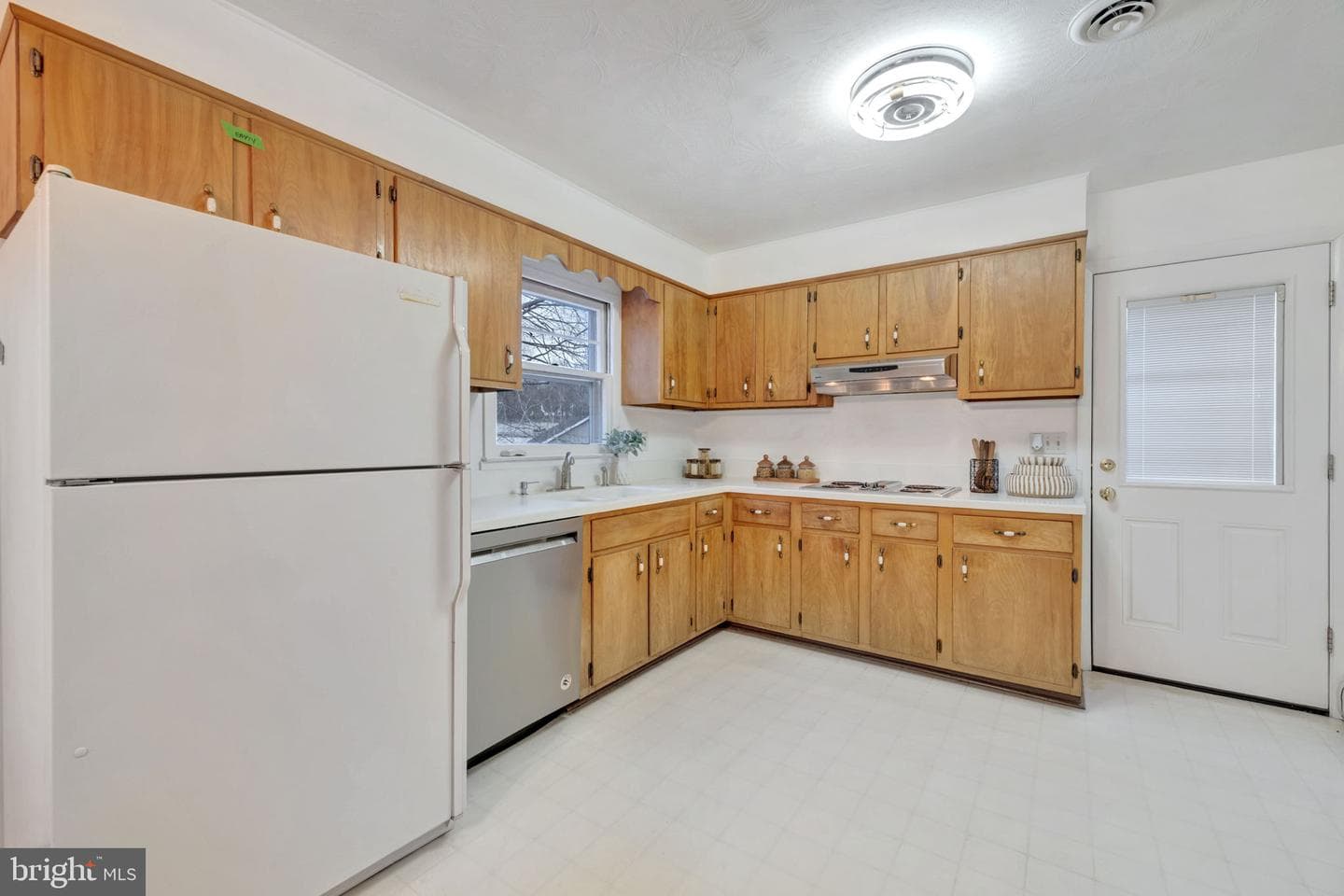 536 Mayo Road photo 11