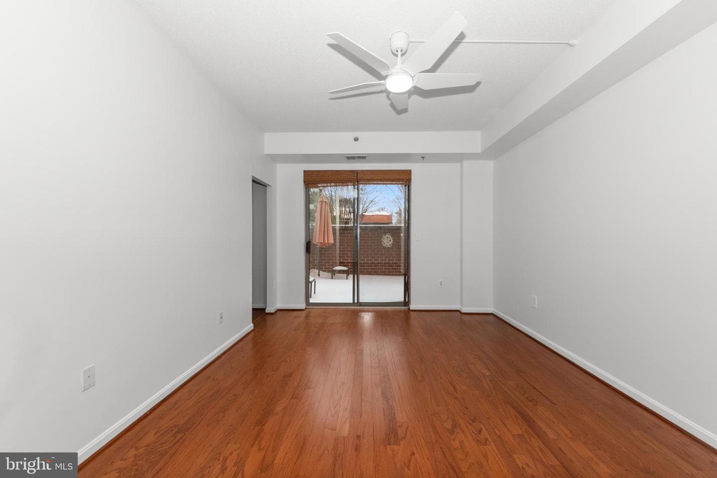 940 Astern Way #102a photo 20