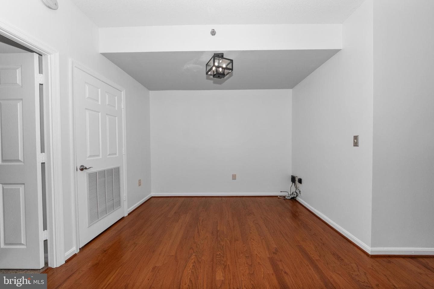 940 Astern Way #102a photo 21