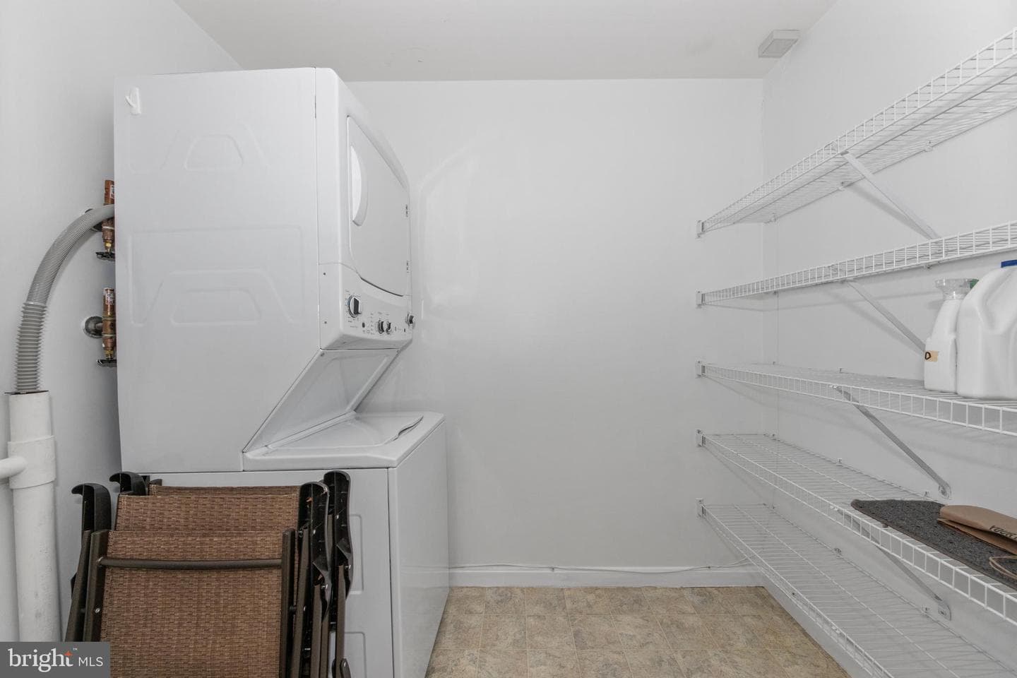 940 Astern Way #102a photo 24