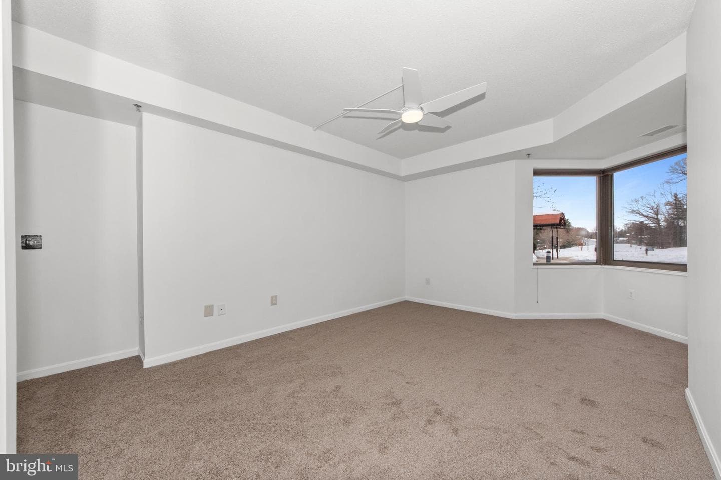 940 Astern Way #102a photo 30