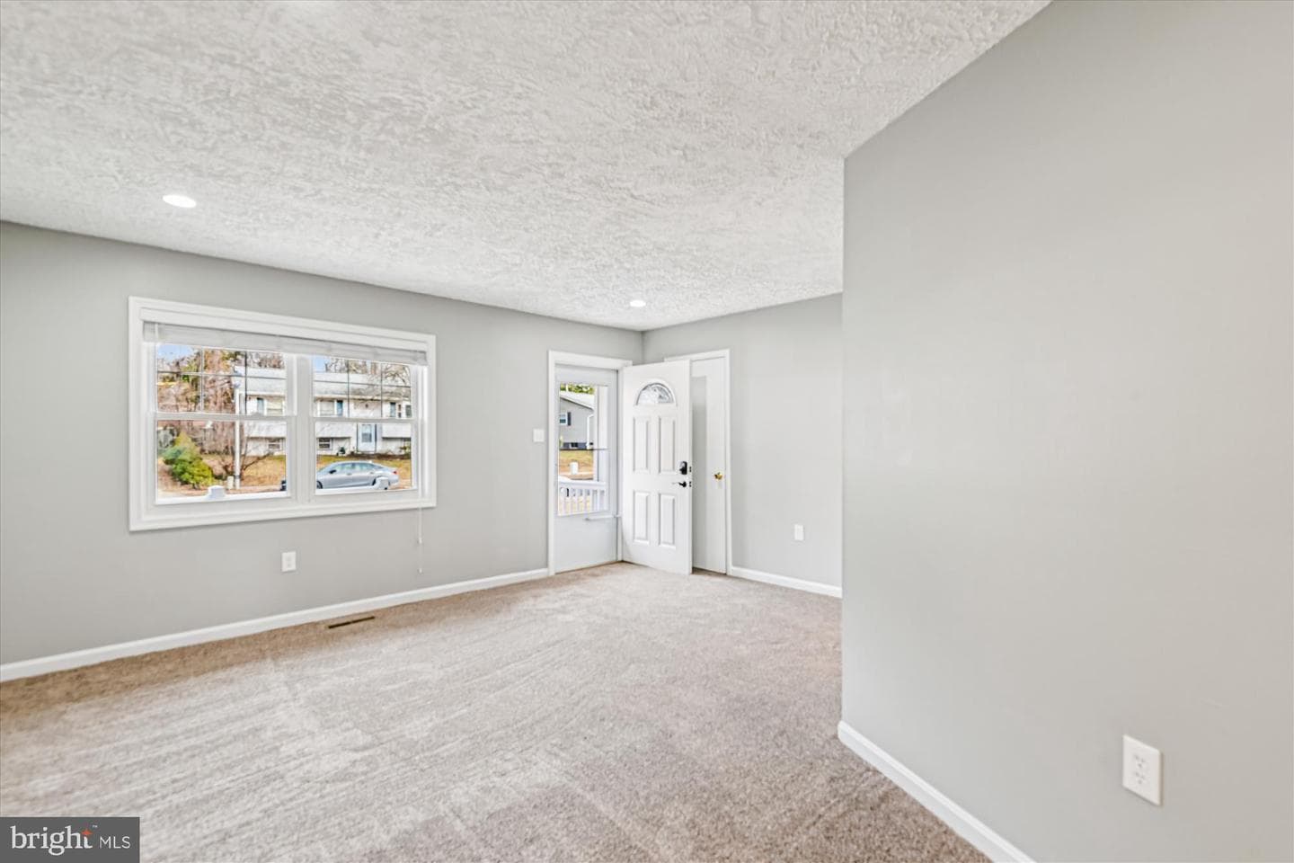 523 Kenora Drive photo 15