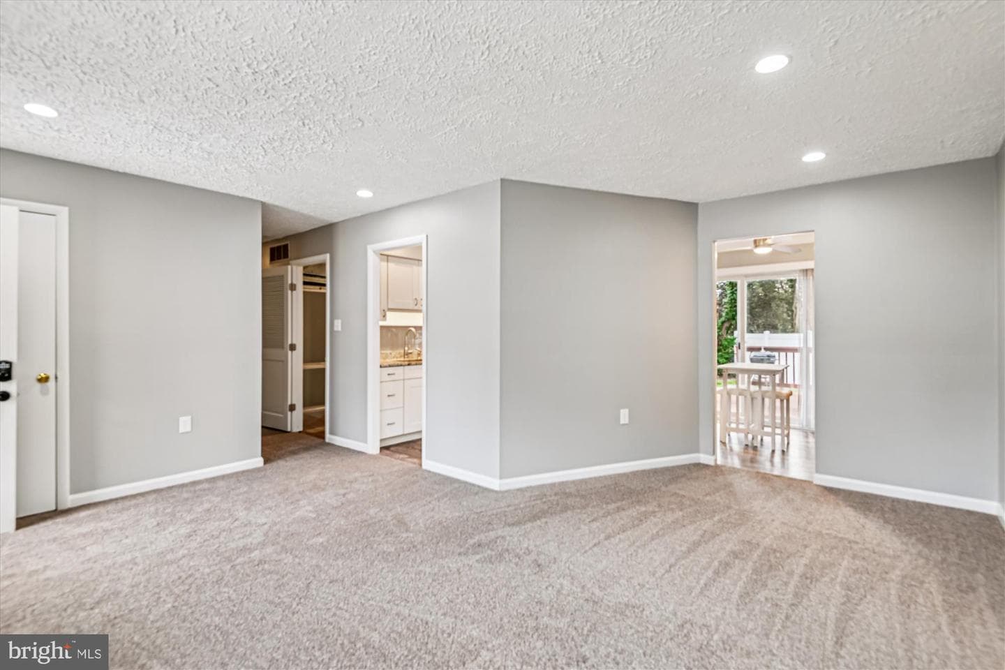 523 Kenora Drive photo 18