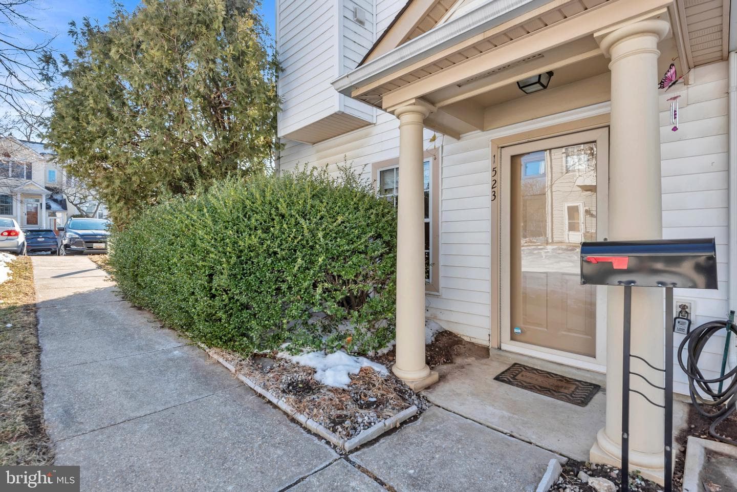 1523 Danewood Court photo 3